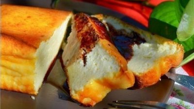 Творожная запеканка со сгущенкой и ванилью