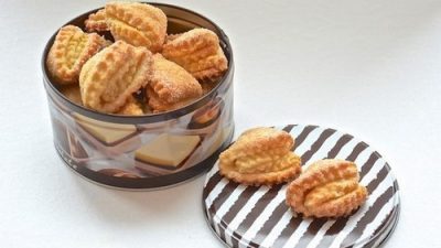 Творожное печенье в сахаре