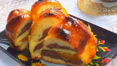 Творожный кекс с джемом и абрикосами