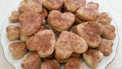 Быстрое печенье Сердечки на сметане без яиц