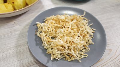 Сушеный лук в духовке