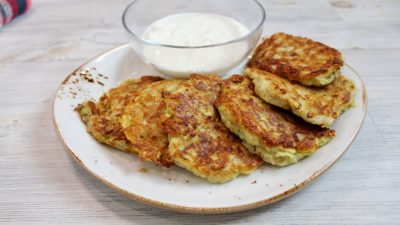 Оладьи из кабачков с чесноком