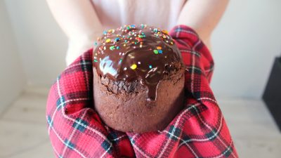 Шоколадный кулич с шоколадной глазурью на пасху