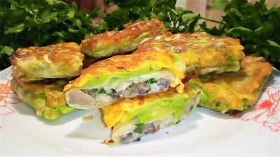 Конвертики из капусты с рисом и грибами в кляре