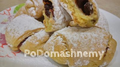 Рогалики с вареньем на сметане и маргарине