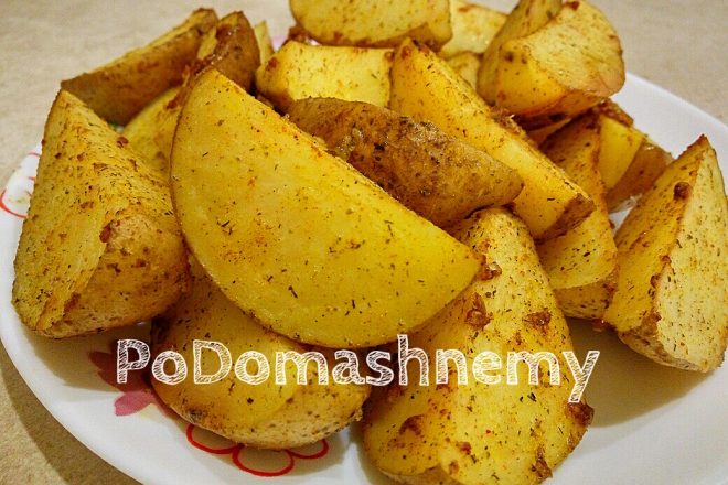 Картошка в духовке, рецепт с фото. Как запечь картофель в духовке?