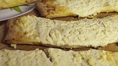 Слоённые палочки с творожной начинкой