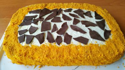 Торт Сахара с творожным кремом с вареной сгущенкой