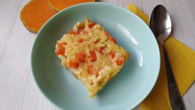 Пудинг из тыквы с яблоками и манкой в духовке