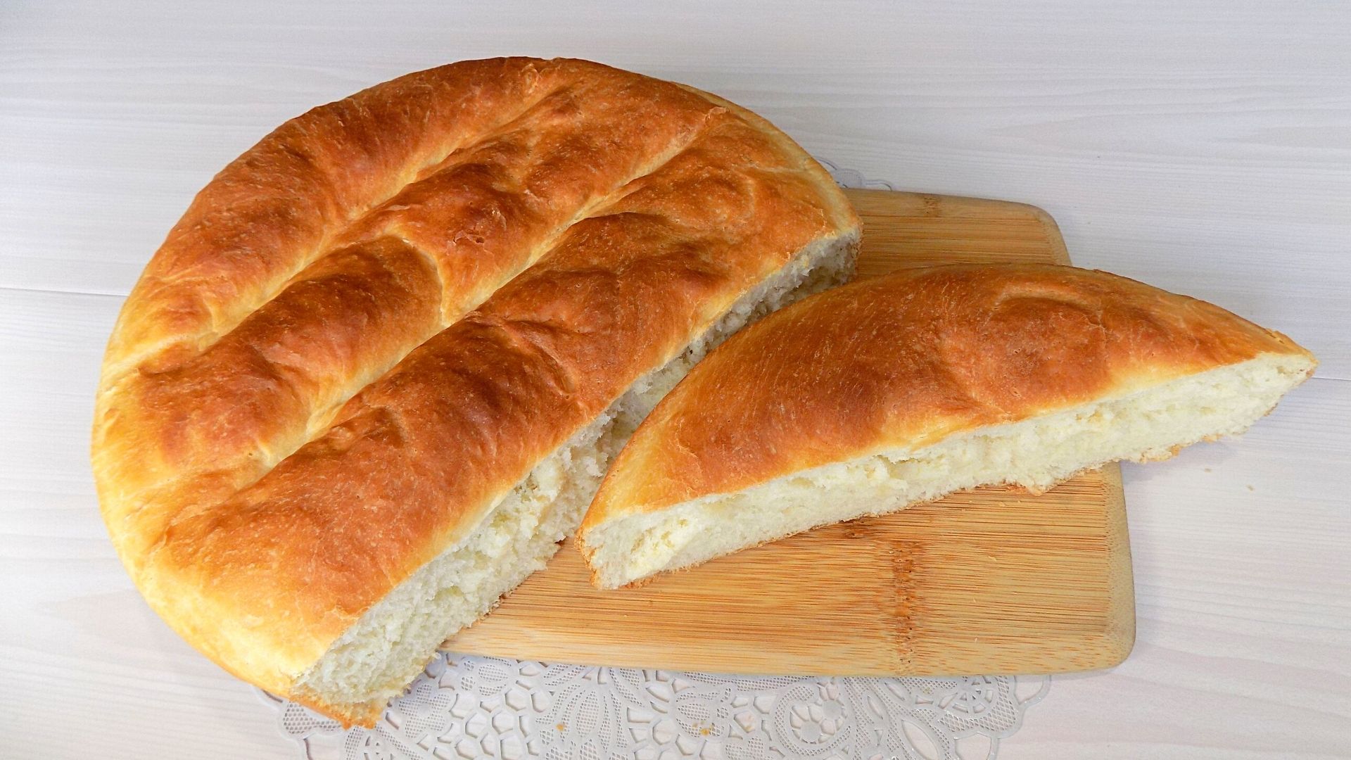 Пшеничный хлеб в духовке на сухих дрожжах — рецепты с пошаговыми фото и видео