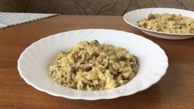 Ризотто на курином бульоне с шампиньонами
