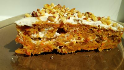 Морковный торт со сметанным кремом