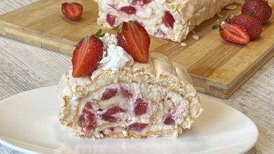 Меренговый рулет с маскарпоне