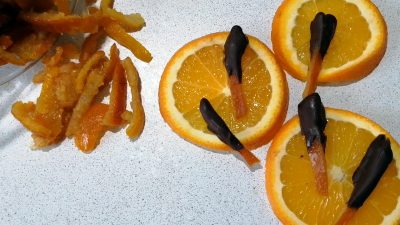 Цукаты из цитрусовых корок с сахаром