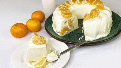 Творожно-сметанный торт с мандаринами без выпечки