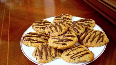 Овсяное печенье с бананом и шоколадом