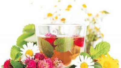 Успокаивающий зеленый чай с липой и зверобоем