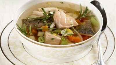 Уха из ершей с корнем сельдерея