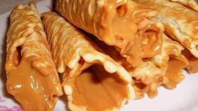 Вафельные трубочки с кремом из сгущенки