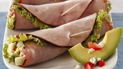 Ветчинные конвертики с овощной начинкой
