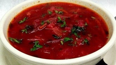Вкуснейший украинский борщ с копченым салом