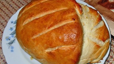 Вкусный белый хлеб по-домашнему