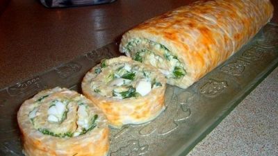 Вкусный рулет для любителей кальмаров