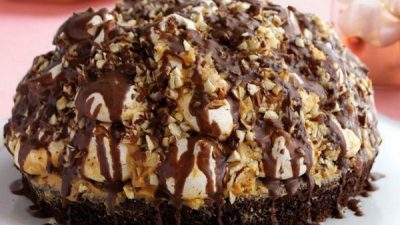 Вкусный трюфельный торт с безе