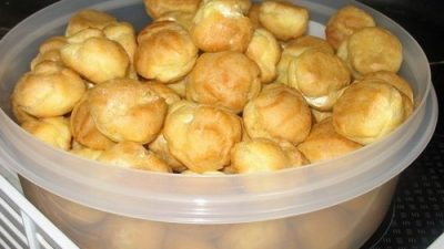 Воздушные профитроли с шоколадным кремом