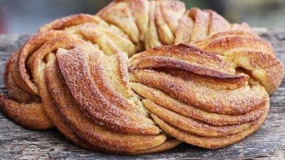 Выпечка из Эстонии  с корицей