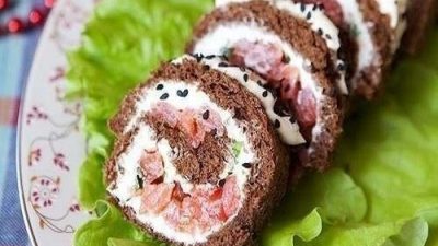 Хлебная закуска с копченой форелью
