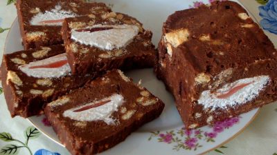 Холодный торт без выпечки с зефиром