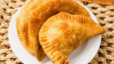 Хрустящие чебуреки с бараниной и говядиной