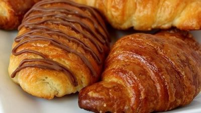 Хрустящие круассаны с шоколадной начинкой