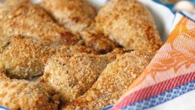 Хрустящие куриные крылышки в панировке