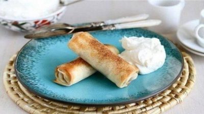 Яблочно-лимонные пирожки с корицей