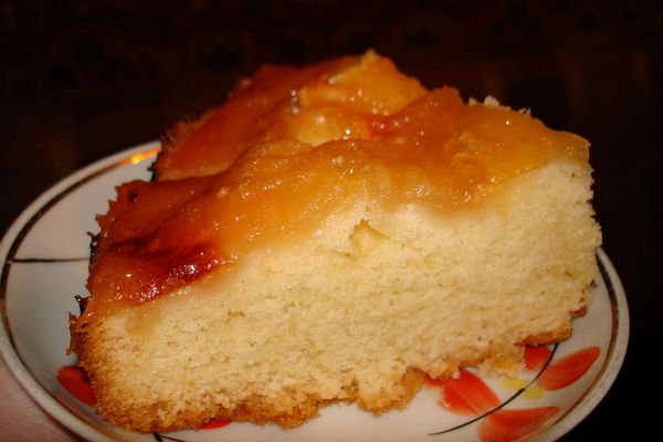 Яблочный пирог на меду