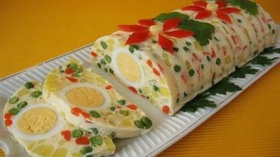 Яркий овощной салат-желе