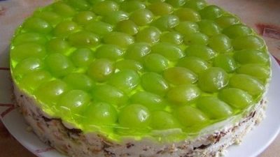 Яркий торт «Виноградинка» без выпечки