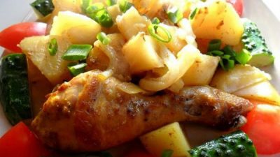 Запеченные куриные голени с картофелем в фольге