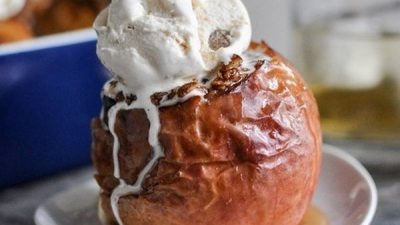 Запеченные яблоки с творожно-ванильной начинкой