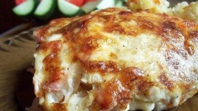 Картофель в сметане, с ветчиной и сыром