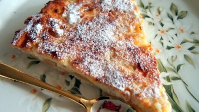 Запеканка из творога с яблоком и бананом