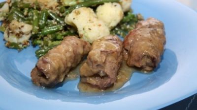 Зразы из говядины с начинкой из сухарей по-варшавски