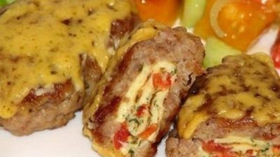Зразы в сырно-чесночном соусе